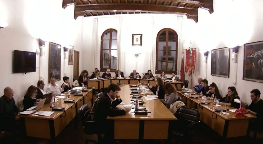 Welfare Poggibonsi: 500 euro ai dipendenti comunali con la variazione di bilancio