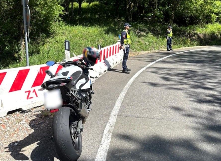 Mugello blindato per la MotoGP: droga, patenti ritirate e blitz fiscali. Oltre 100 sanzionati nel weekend del Gran Premio