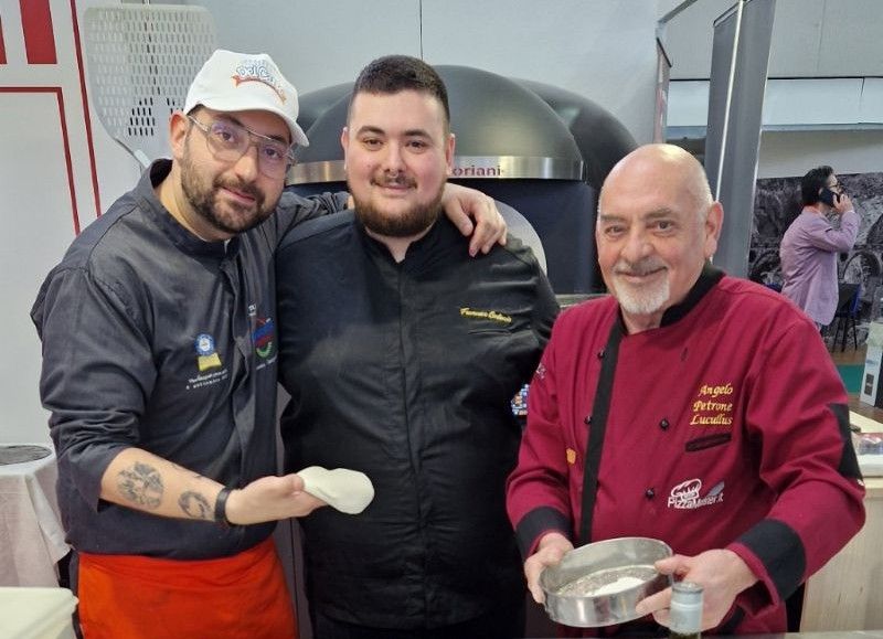 Cecina sul tetto della Toscana: il ventiseienne Francesco Bertuccio trionfa al concorso pizza di Tirreno C.T.