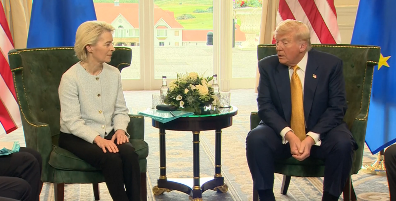 Dazi Usa-Ue, in Scozia l’incontro tra Trump e von der Leyen: raggiunto l’accordo per tariffe al 15%