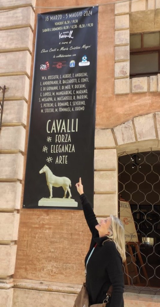 Due artiste senesi e una poggibonsese alla sfida con i cavalli