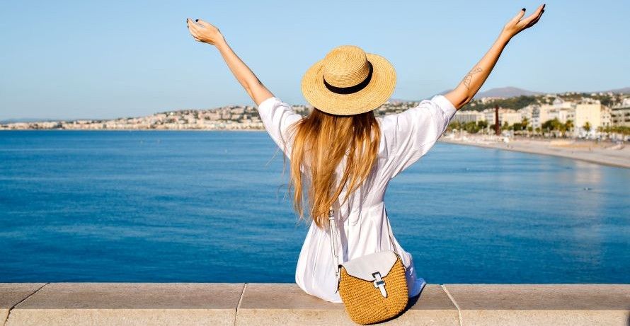 Estate, vacanze, ma occhio alle truffe. Ecco come evitarle