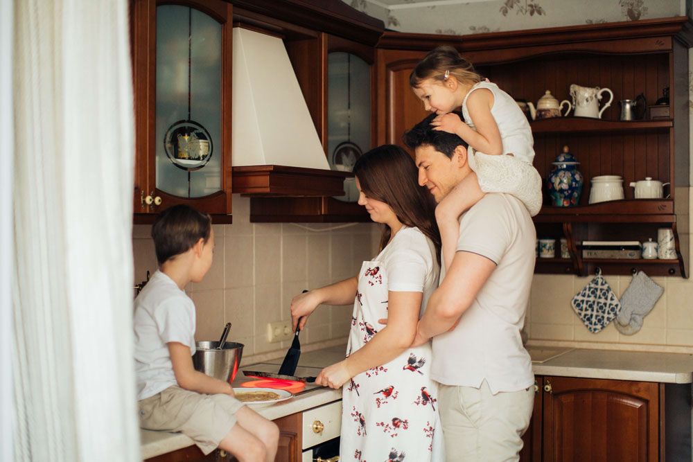 Manovra, più soldi per i figli: ecco come cambia l’assegno unico