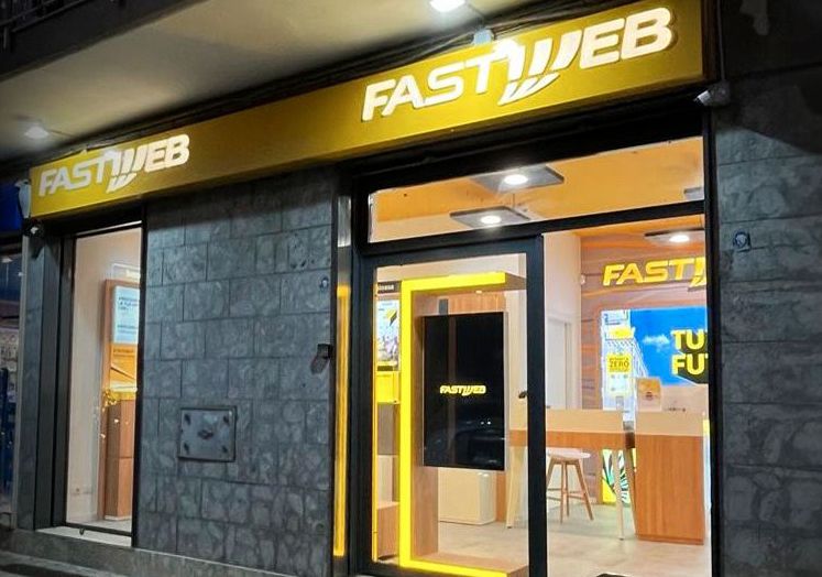 Fastweb in crash, disservizi risolti: “La rete è tornata operativa”; cosa è successo