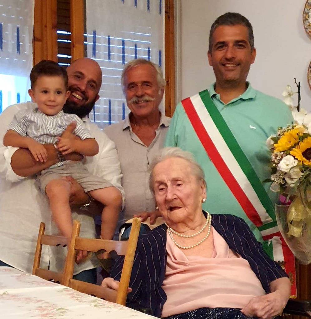 Antichi di nome e di fatto: Fosca di Poggibonsi compie 100 anni