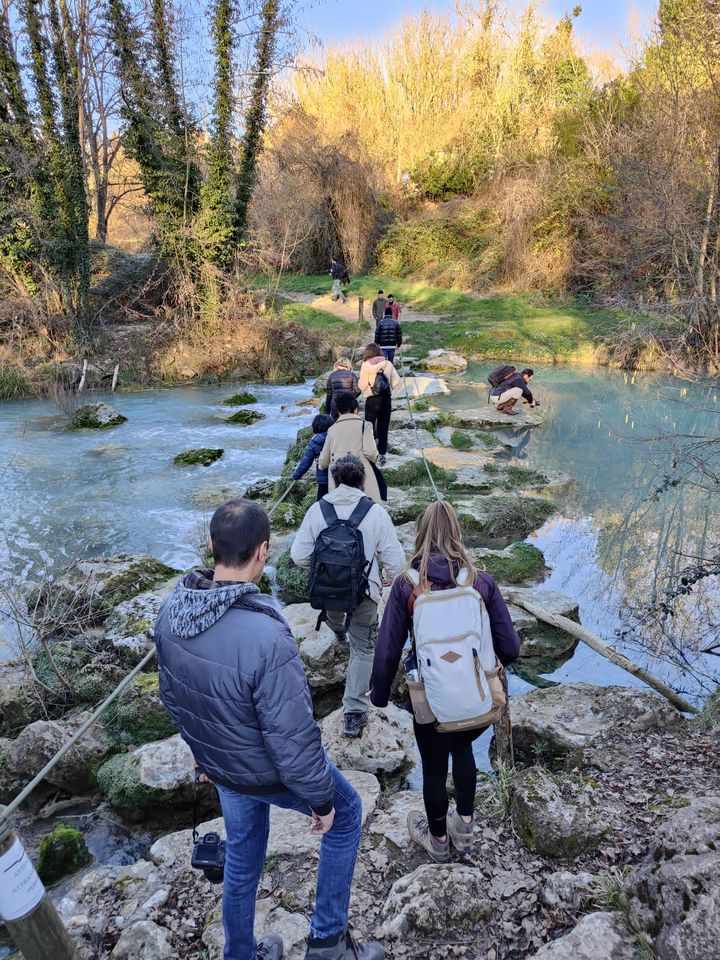 Il fiume in inverno: trekking per famiglie sul SentierElsa