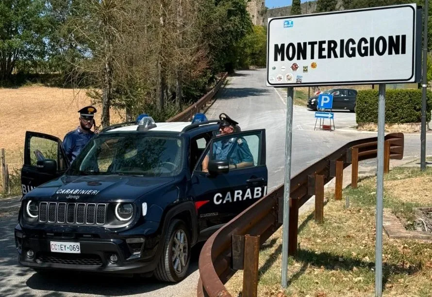 Badesse, nove tifosi del Siena denunciati: sequestrate spranghe, coltelli e passamontagna