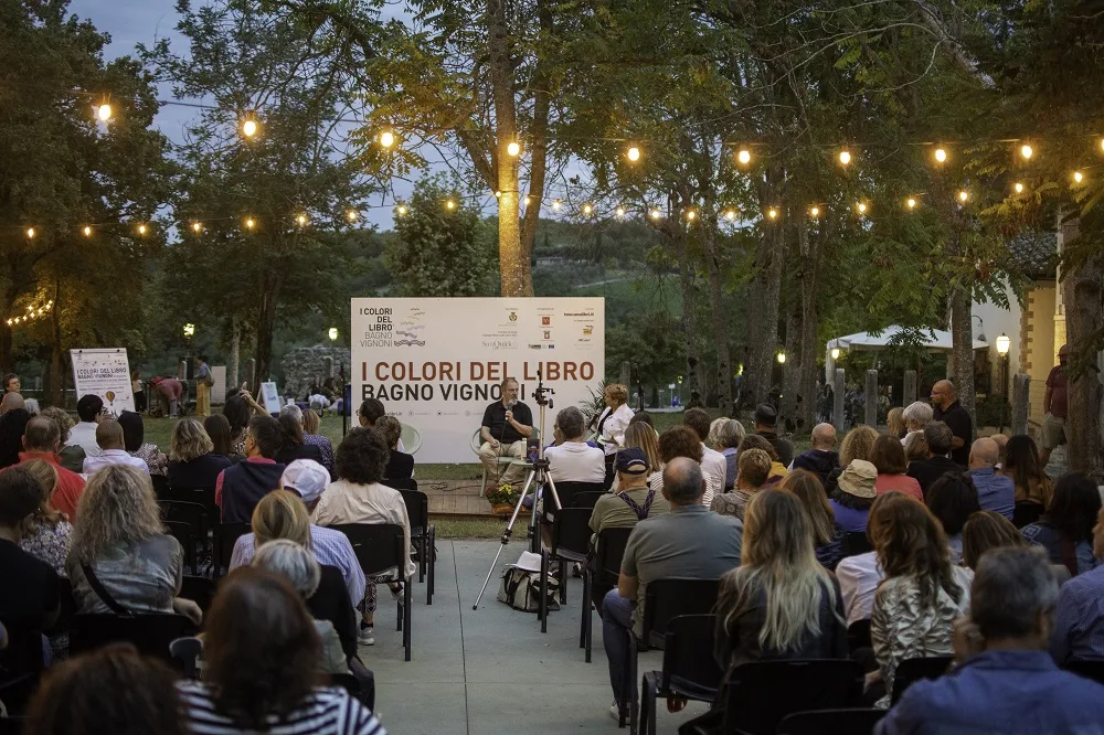 Bagno Vignoni, torna “I Colori del Libro” dall’11 al 13 settembre: gli ospiti e il programma