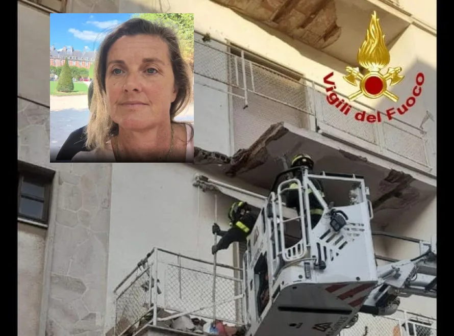 Livorno, crolla il balcone al terzo piano: muore Roberta Celli, insegnante di 56 anni