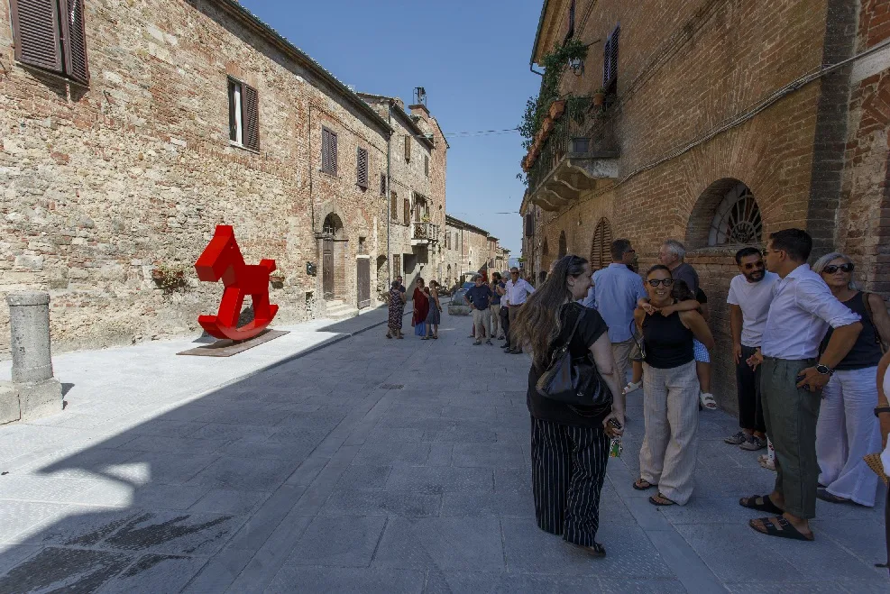 Festa a Belforte: il borgo rinasce tra storia, energia green e fibra