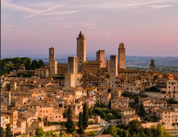 Inglese di base, a San Gimignano dieci lezioni gratuite con ReDoS