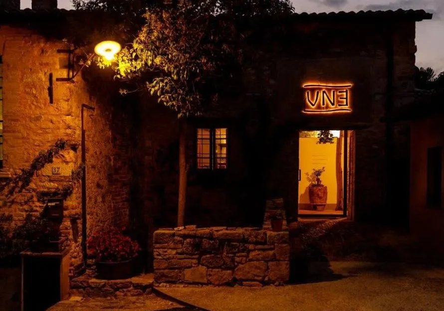 Ristorante Une, l’Umbria dimenticata diventa alta cucina: viaggio tra memoria, tecnica e ricerca
