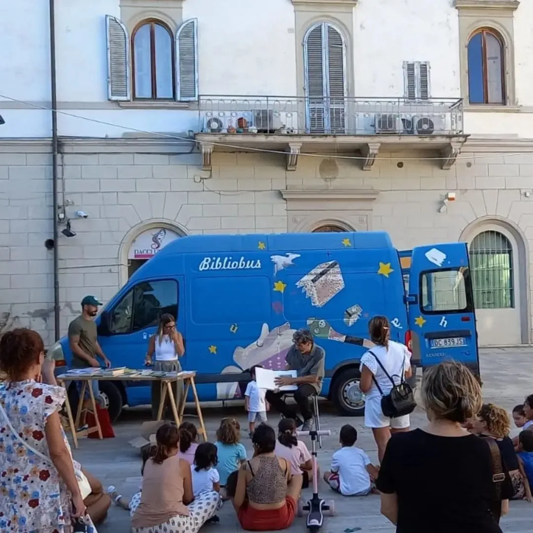 Bibliobus a Poggibonsi: le prossime tappe tra letture e iniziative per bambini