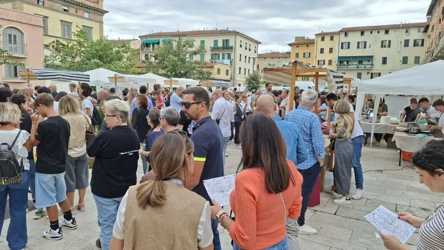 Poggibonsi di Gusto, domenica il centro città diventa un salotto enogastronomico