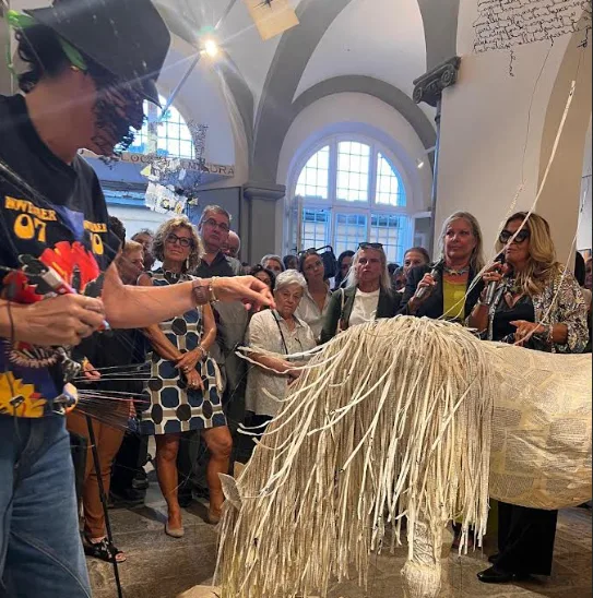 A Palazzo Sergardi Biringucci s’inaugura “Cavalli d’Autore”: l’ottava edizione tra pittura, scultura e i giovani protagonisti