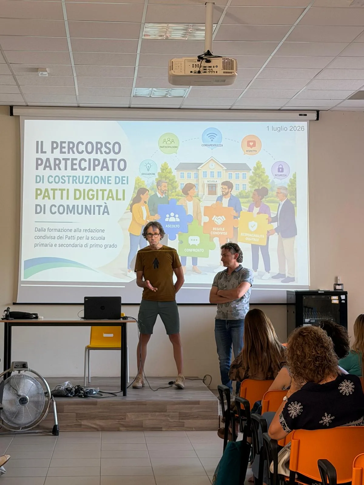 Patti digitali di comunità: a San Gimignano un modello nato dalle famiglie e rivolto alla comunità scolastica per la crescita consapevole dei minori