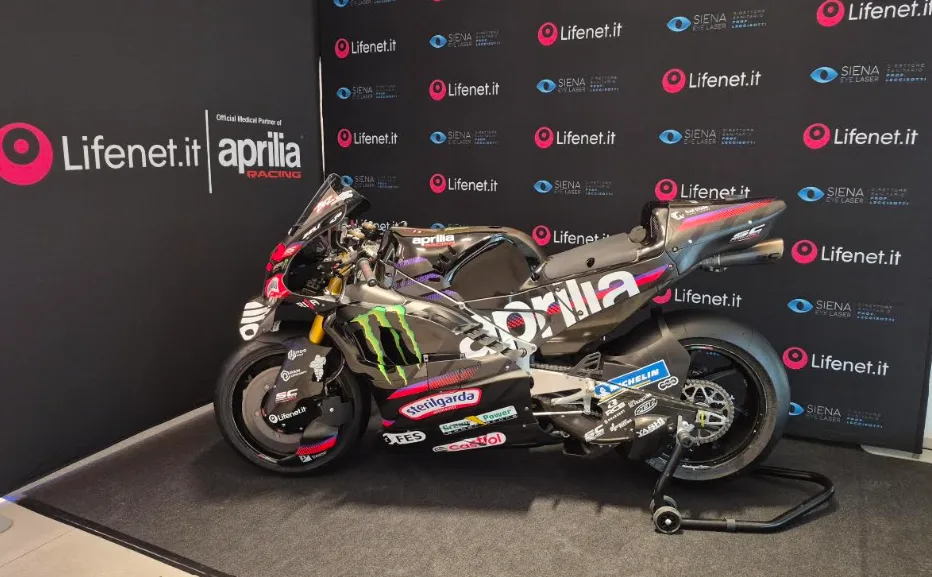 A Poggibonsi nuovi spazi per Siena Eye Laser - In esposizione anche la MotoGP Aprilia
