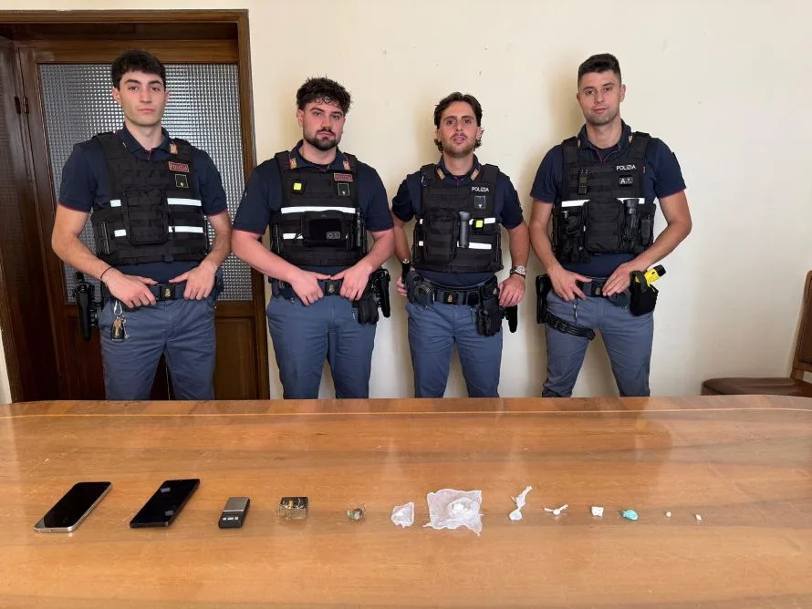 Siena, arrestato con hashish, cocaina e crack nel centro storico