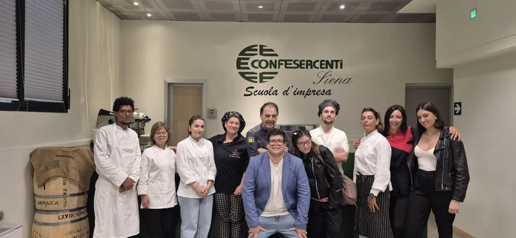 Progetto S.I.E.N.A. di Cescot Siena: conclusi i corsi gratuiti di cucina, panificazione e pasticceria finanziati dalla Regione Toscana