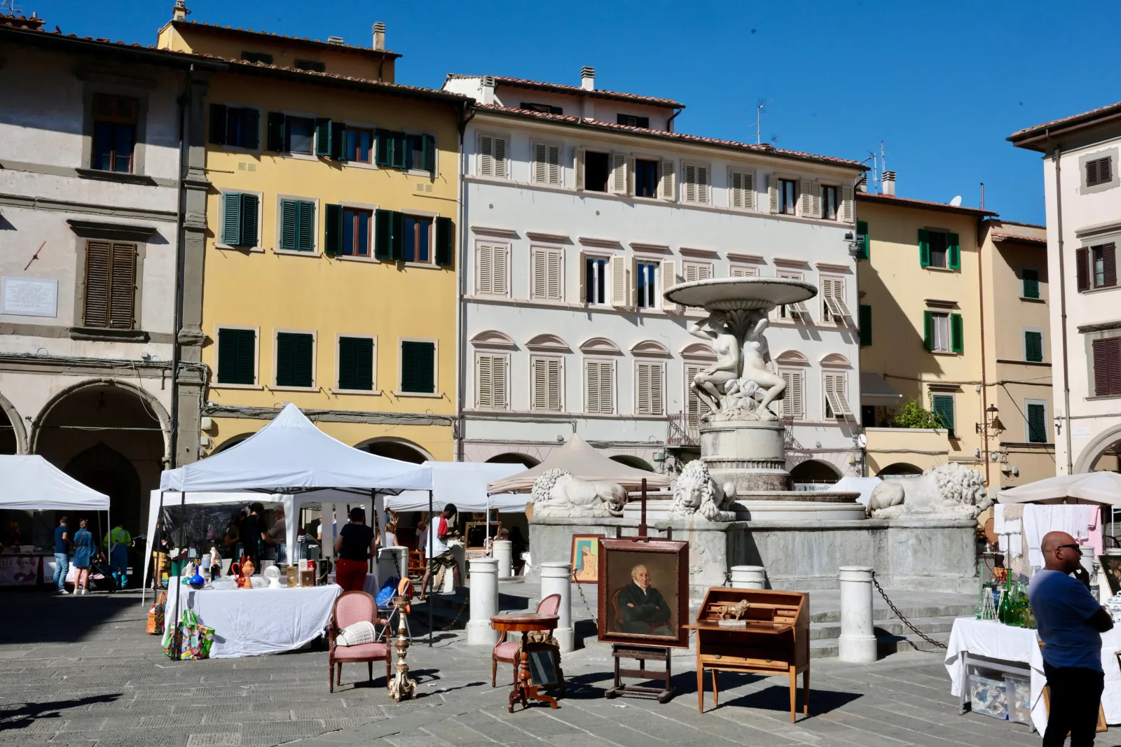 Secondo sabato del mese? A Empoli c’è “Antiquari in centro”