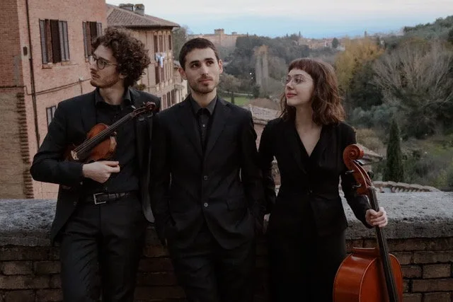Il Trio Rinaldo in concerto a San Pancrazio di Bucine: musica e cena d'autore