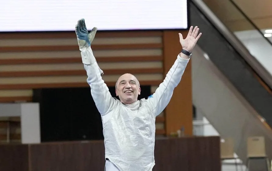 Scherma, Fabio Miraldi è ancora campione del mondo: oro a squadre con l’Italia