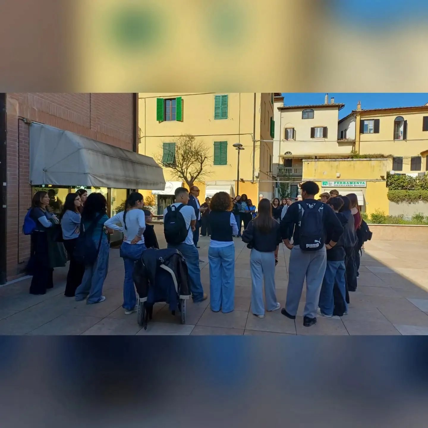 Al Roncalli il turismo si impara vivendo il territorio: le classi V in uscita tra Francigena e Museo del Cristallo