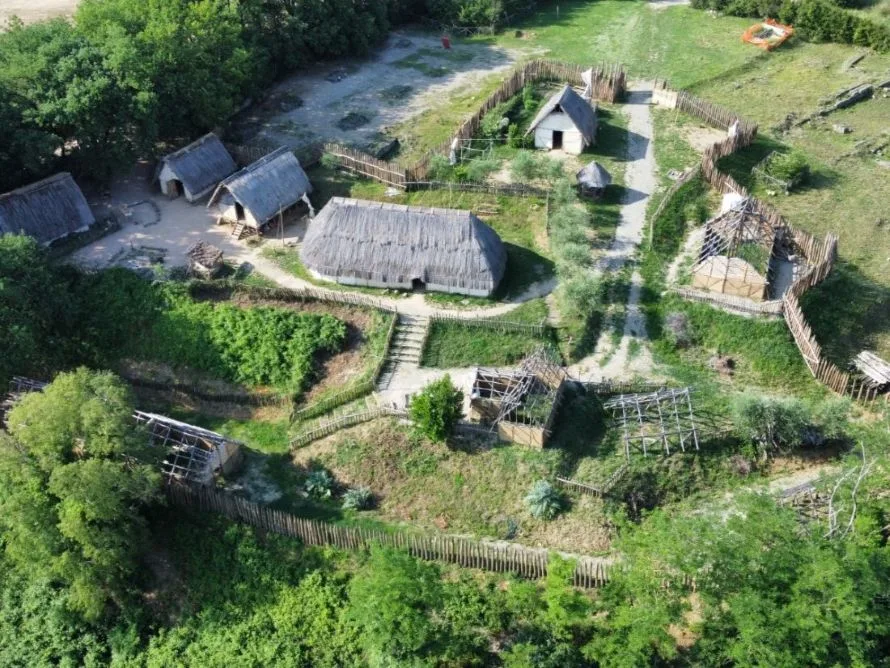 Il Medioevo torna in vita a Poggibonsi: inaugurazione del nuovo Archeodromo carolingio