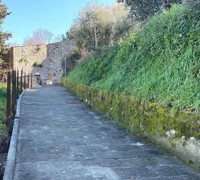 San Gimignano: nuovo volto per il camminamento di via Santo Stefano fino a Porta alle Fonti