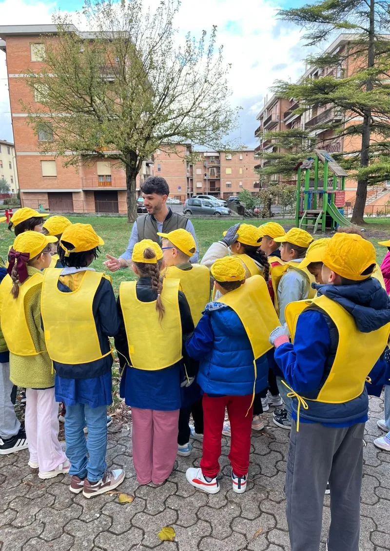 Puliamo il Mondo a Poggibonsi: studenti e studentesse in campo per l'ambiente