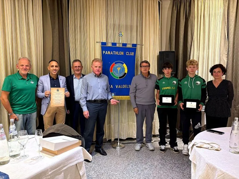 Il ciclismo protagonista al Panathlon Alta Valdelsa: premi e storie al Ristorante Alcide