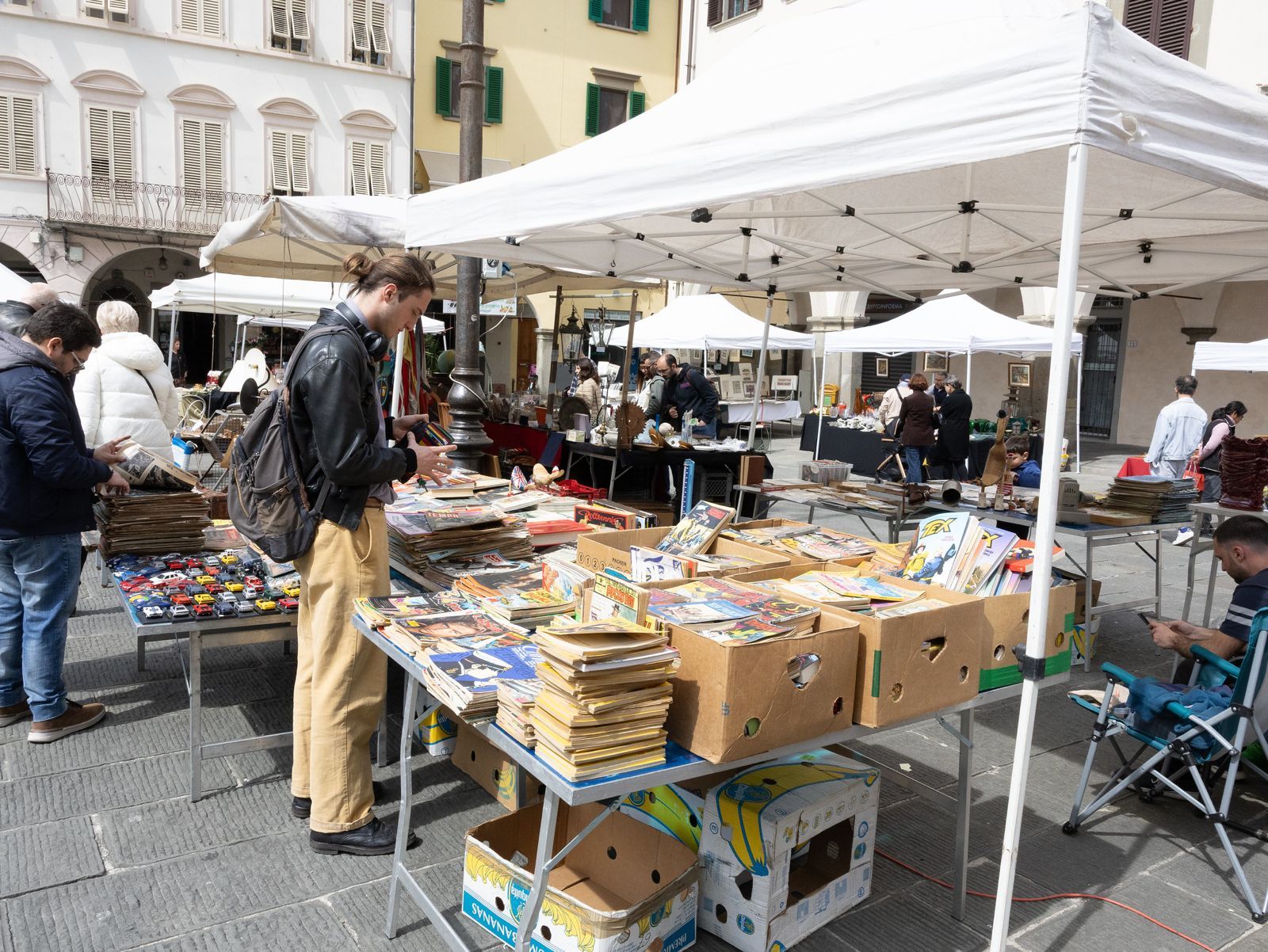 “Antiquari in centro”, seconda edizione: torna il mercato dell’antiquariato e del collezionismo nel cuore del centro storico di Empoli