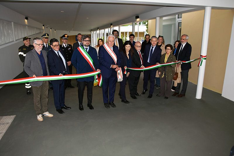 AOU Senese: inaugurata la &ldquo;Galleria Le Scotte&rdquo;, il nuovo ingresso dell&rsquo;ospedale diventa un luogo d&rsquo;arte -Video