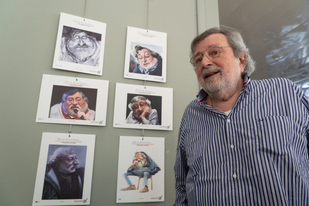 FOTO | VIDEO | 80 volte Guccini, a Bologna una mostra dei suoi ritratti -video-