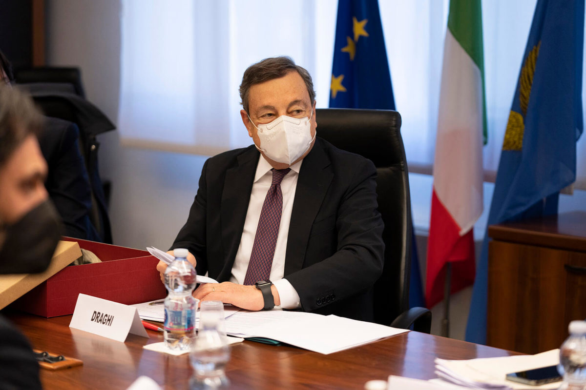 Colloquio telefonico Draghi-Putin: al centro la guerra in Ucraina e il gas russo