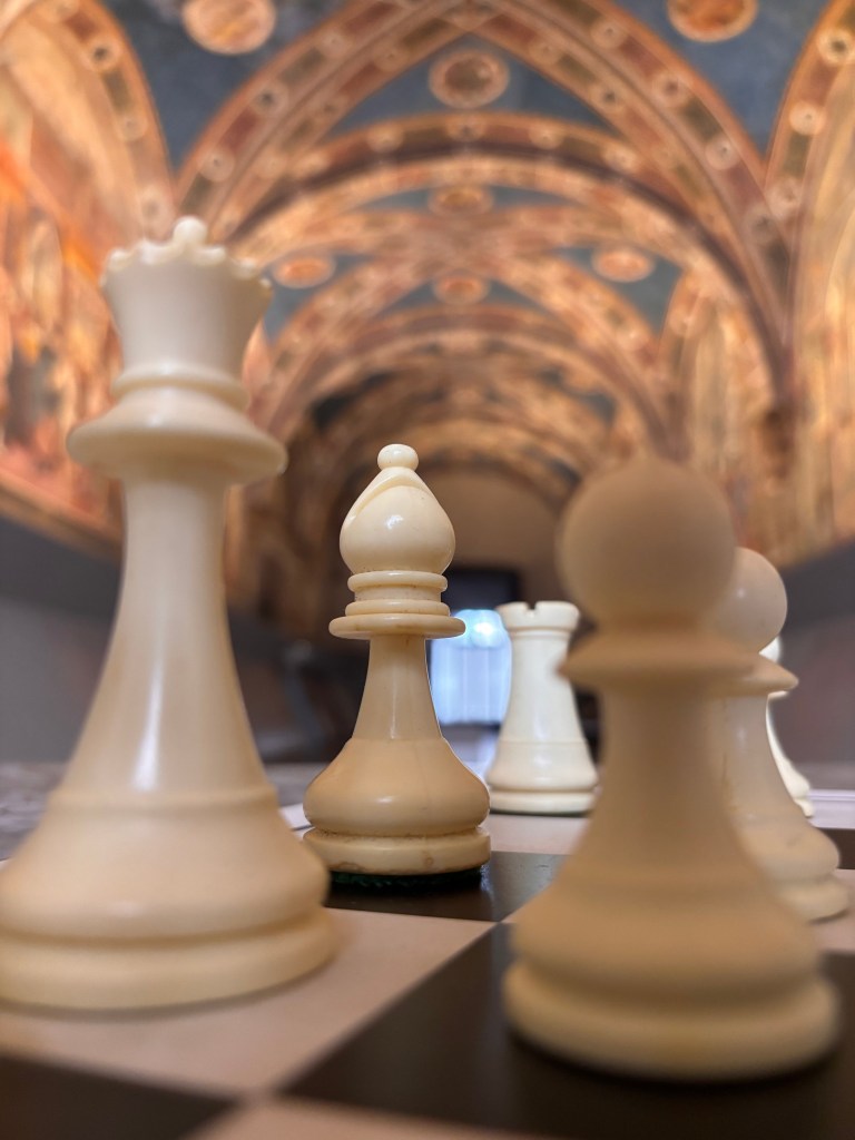 Siena fa Scacco Matto: al via al Santa Maria della Scala un weekend di eventi tra scacchi, arte e cultura