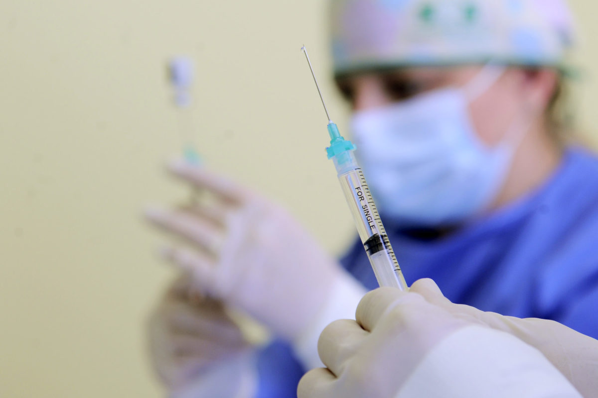 Vaccinazioni presso l’Aou Senese: dal 21 aprile al via le somministrazioni delle quarte dosi ai pazienti fragili di età superiore ai 60 anni