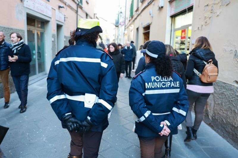 Empoli, Intensificati i controlli nel centro storico da parte della polizia municipale