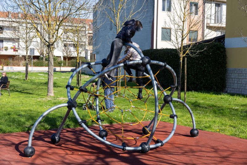 Nuovi servizi per la frazione di Marcignana: attivo il fontanello, per i pi&ugrave; piccoli c'&egrave; l'area giochi di via Anna Frank