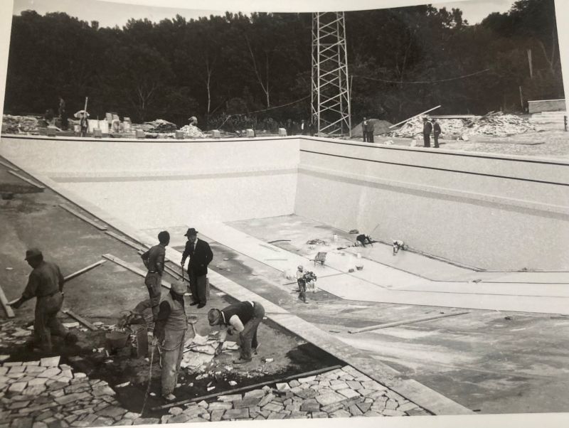Colle, il grande regalo del Pci alla città.  La Piscina Olimpia compie 60 anni