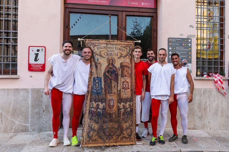 Tria Turris, il XV capitolo si chiude con il trionfo di San Silvestro. Chiusi saluta tre giorni di storia, spettacolo e comunit&agrave;