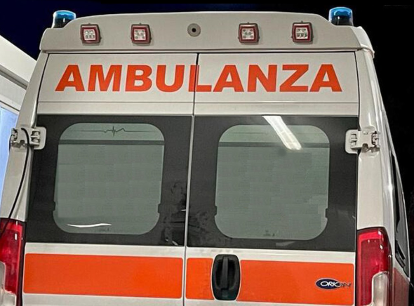 Incidente a Sovicille, camion si ribalta: 59enne trasportato alle Scotte