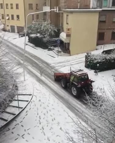 Chianciano Terme, allerta ghiaccio: disposta la chiusura delle scuole di goni ordine e grado per mercoled&igrave; 7 gennaio 