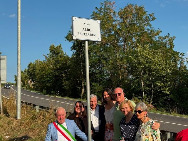 Monte San Savino, intitolato un viale ad Aldo Pecciarini: "Esempio di dedizione al bene comune"