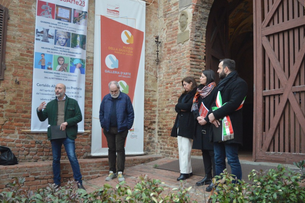 Inaugurata la mostra di Giuseppe Chiari a Certaldo, dove musica e pittura si fondono