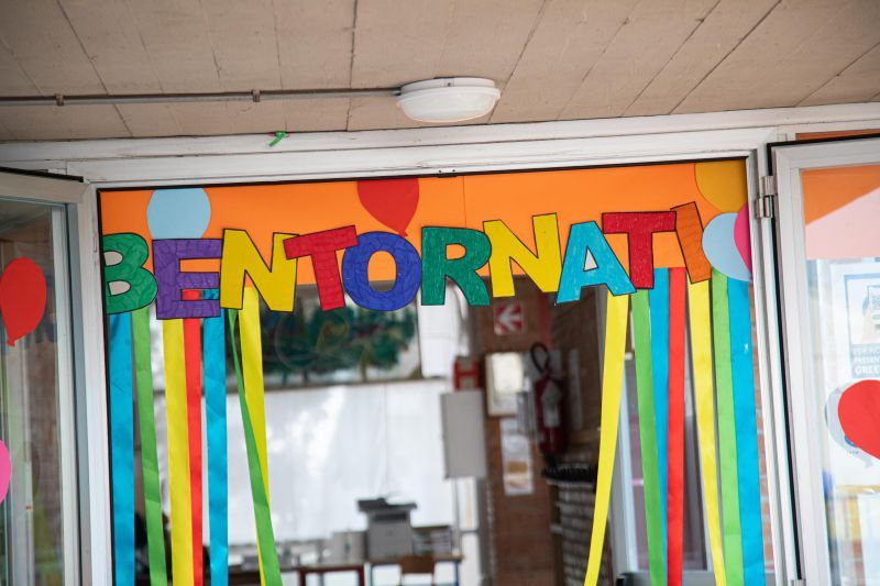 Empoli, prima campanella per 10mila studenti, tutti i numeri del nuovo anno scolastico. Compie 10 anni il progetto Senza Zaino