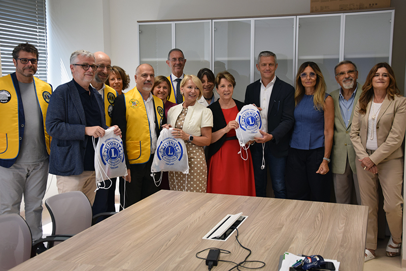 Donazione kit per vittime di violenza: grazie al Lions International in collaborazione con Regione Toscana