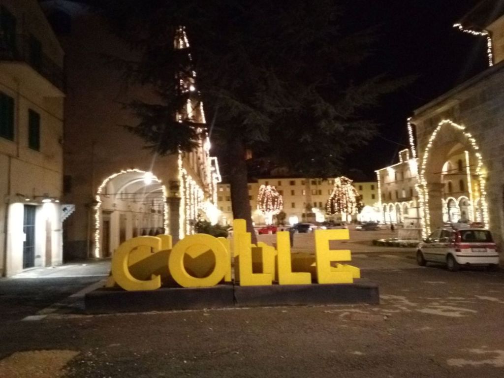 Il derby delle luminarie