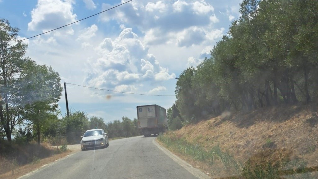 Mensanello, una strada pericolosa per tutti