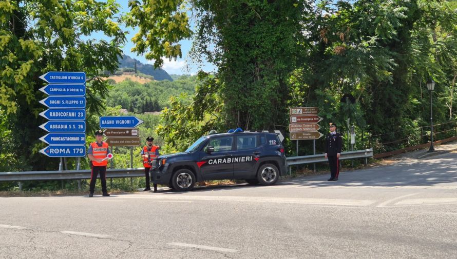 Val d'Orcia, furti su auto in sosta: carabinieri arrestano due giovani a Bagno Vignoni